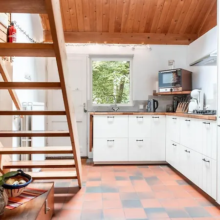 Knus Huisje In Het Bos - Cosy In The Woods Overloon